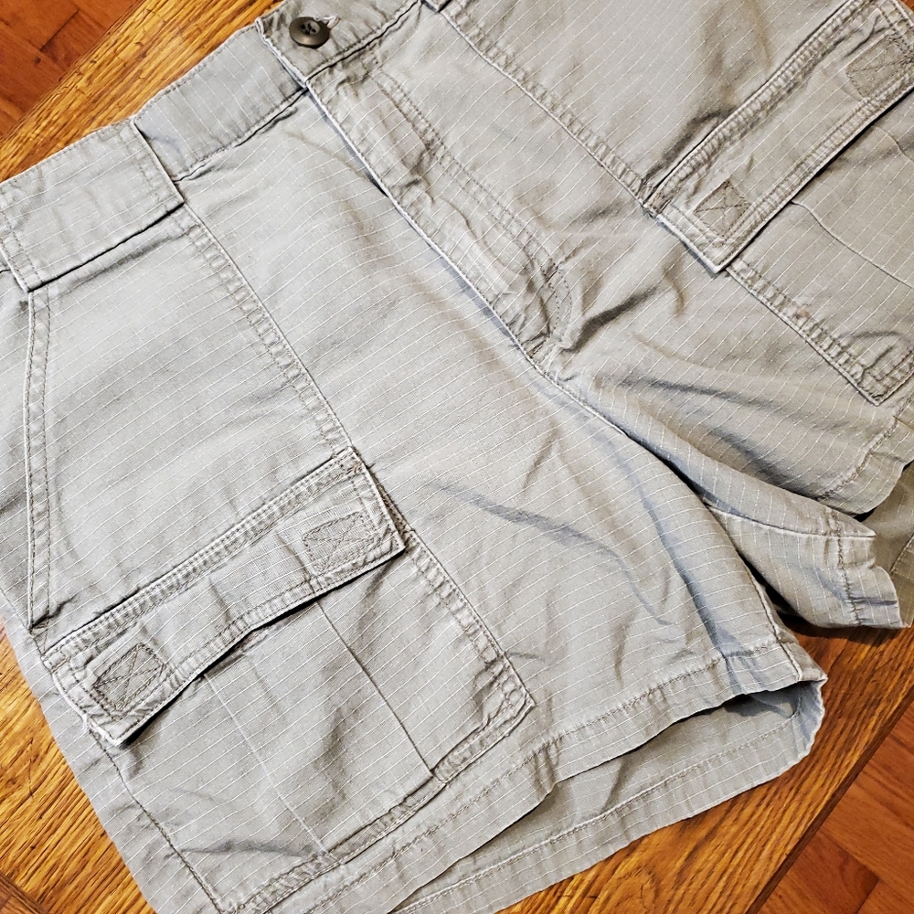 Gap Green Cargo Shorts